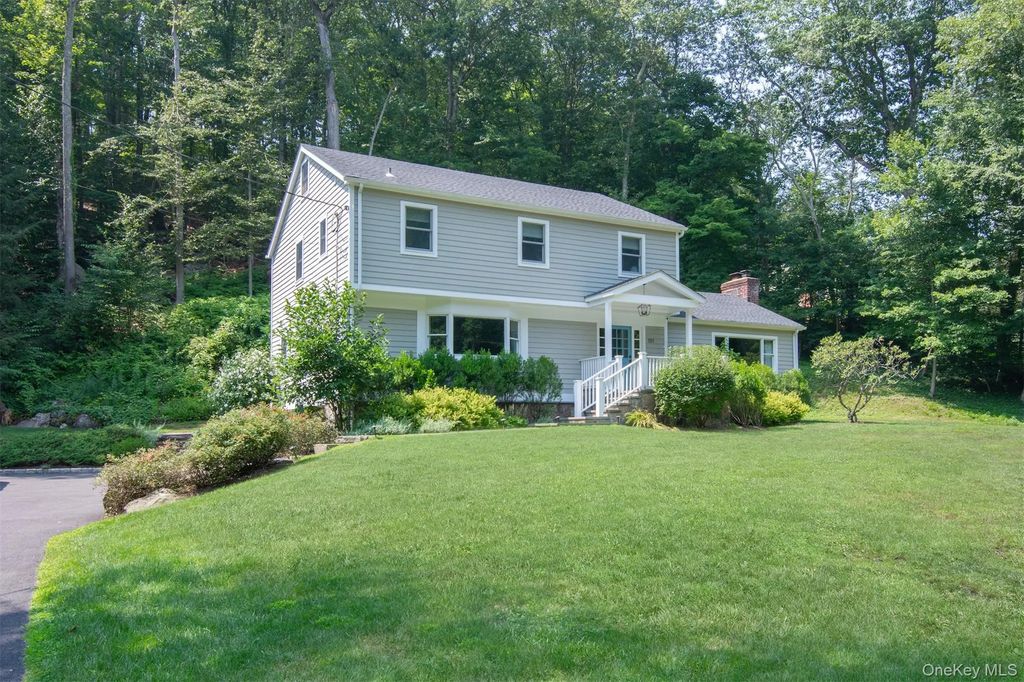101 Appleby Drive, Bedford