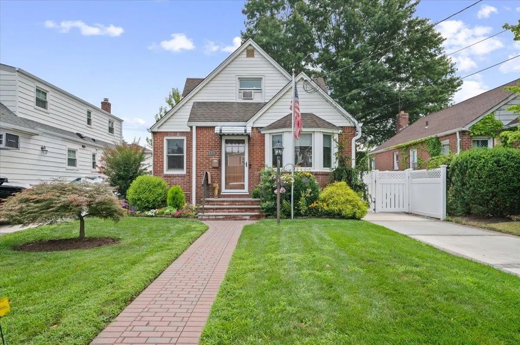 173 Semton Boulevard, Franklin Square