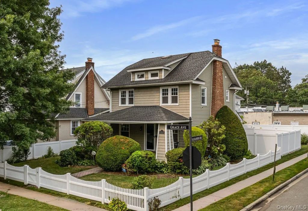 31 Grace Avenue, Lynbrook