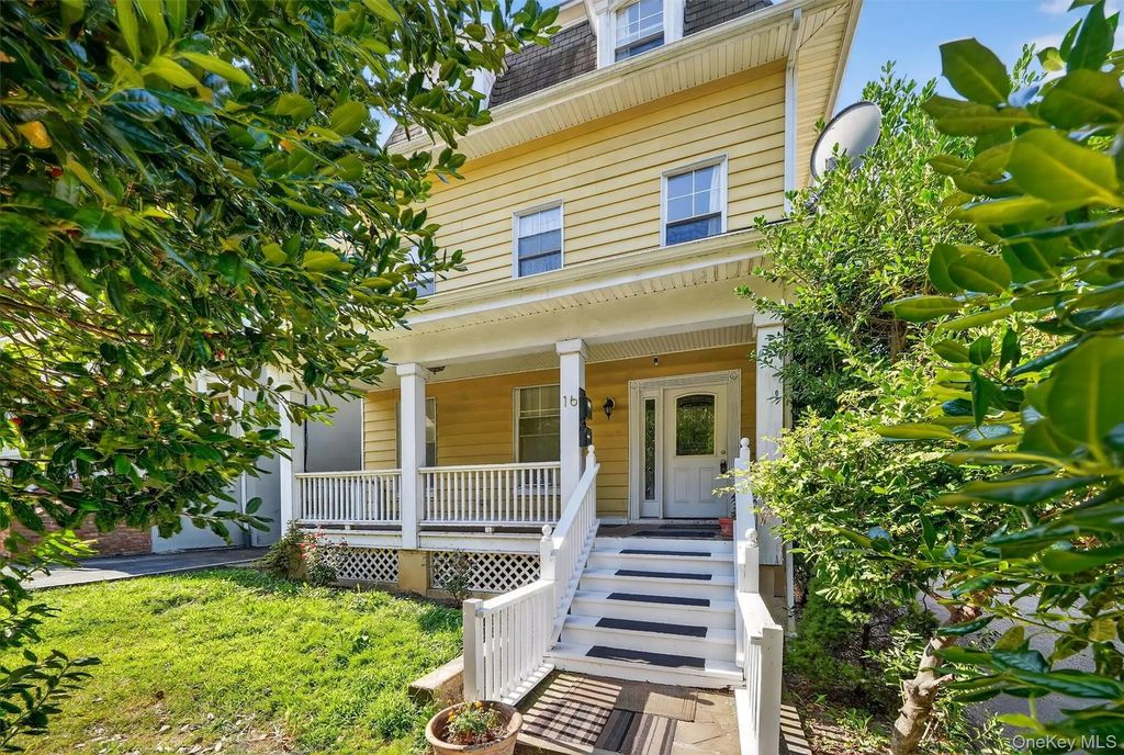 16 Maple Place, Ossining