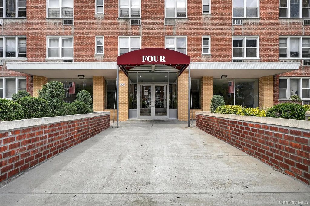 4 Sadore Lane # 4u, Yonkers