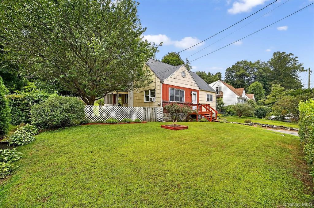 107 Allan Street, Cortlandt Manor