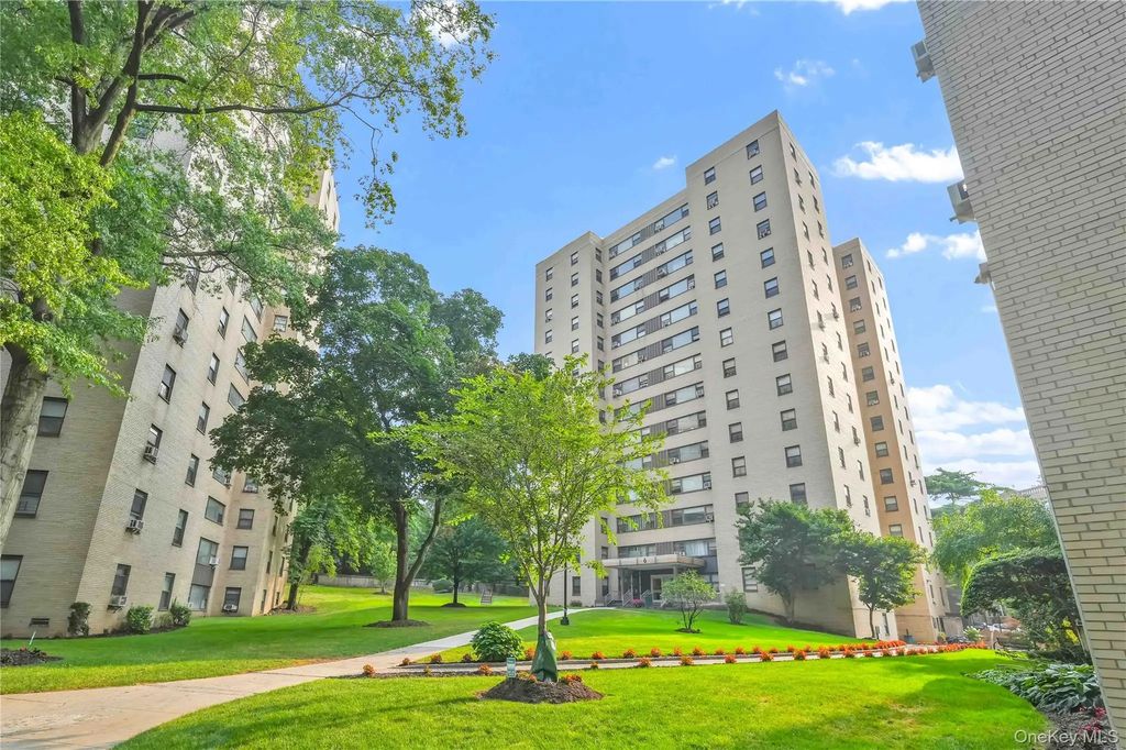 6 Fordham Hill Oval # 11g, Bronx