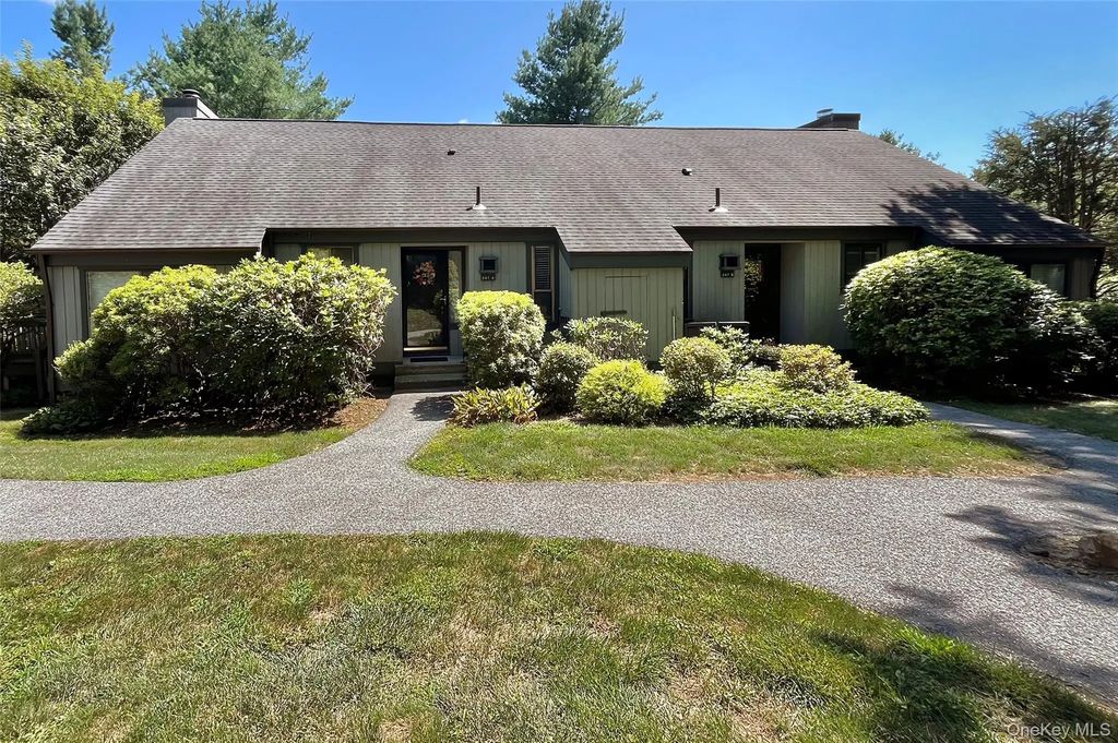 247 Heritage Hills # A, Somers