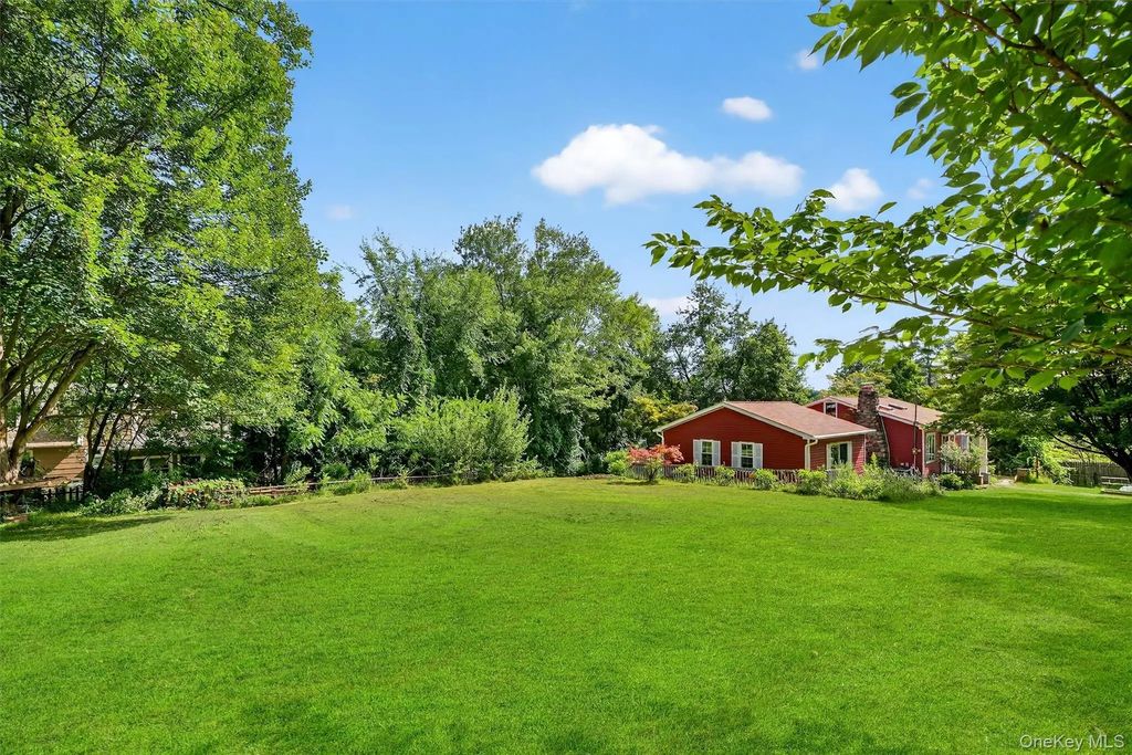 10 Nymph Drive, Mahopac