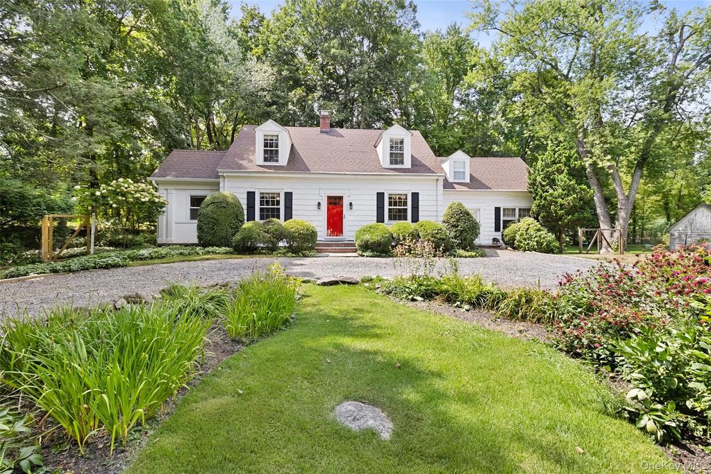 4 Oak Hill Road, Chappaqua
