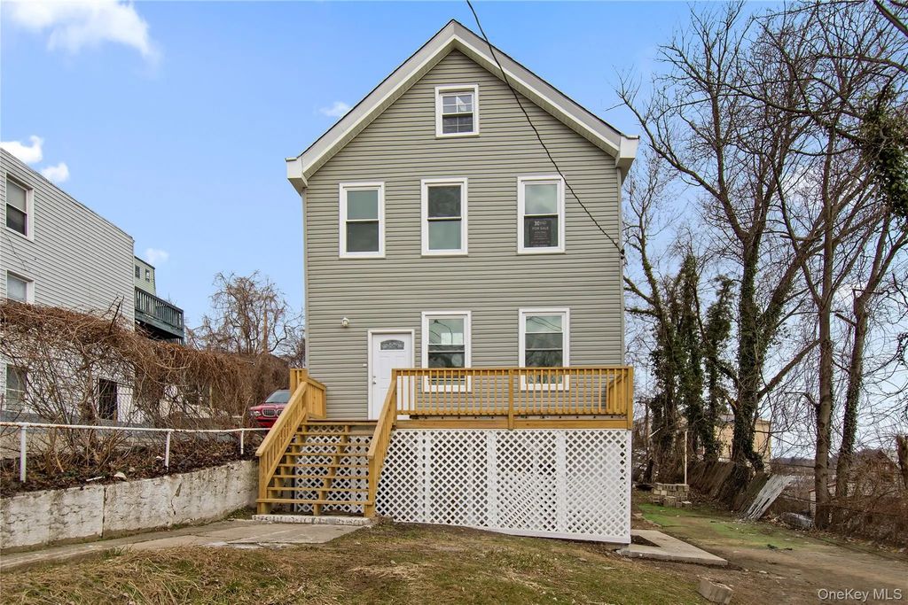 205 Lake Avenue, Yonkers