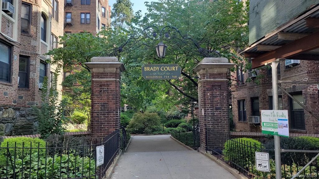 758 Brady Avenue # 411, Bronx