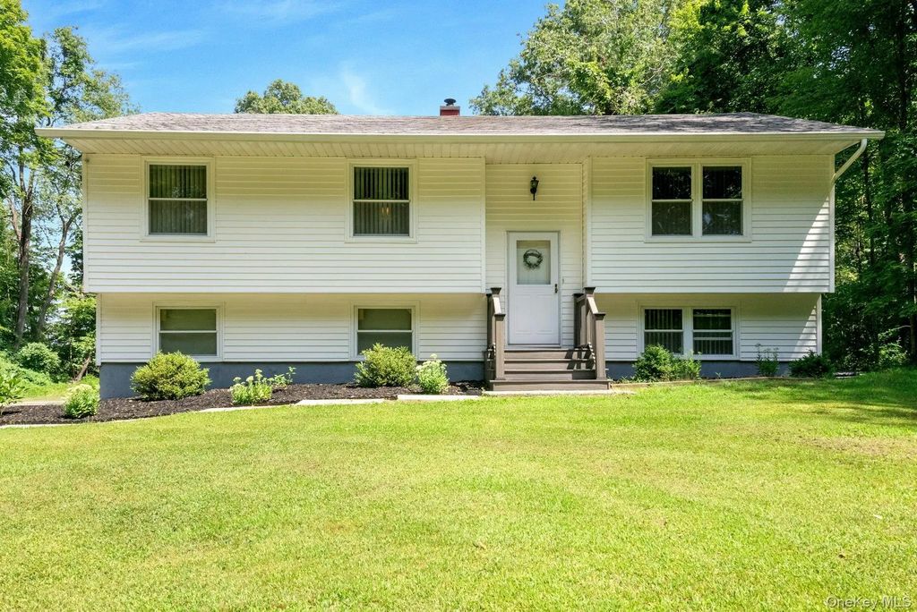 334 Wood Street, Mahopac