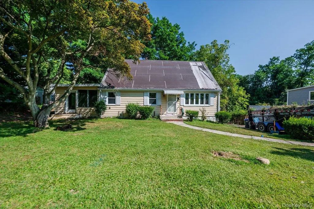 10 Hampton Terrace, White Plains