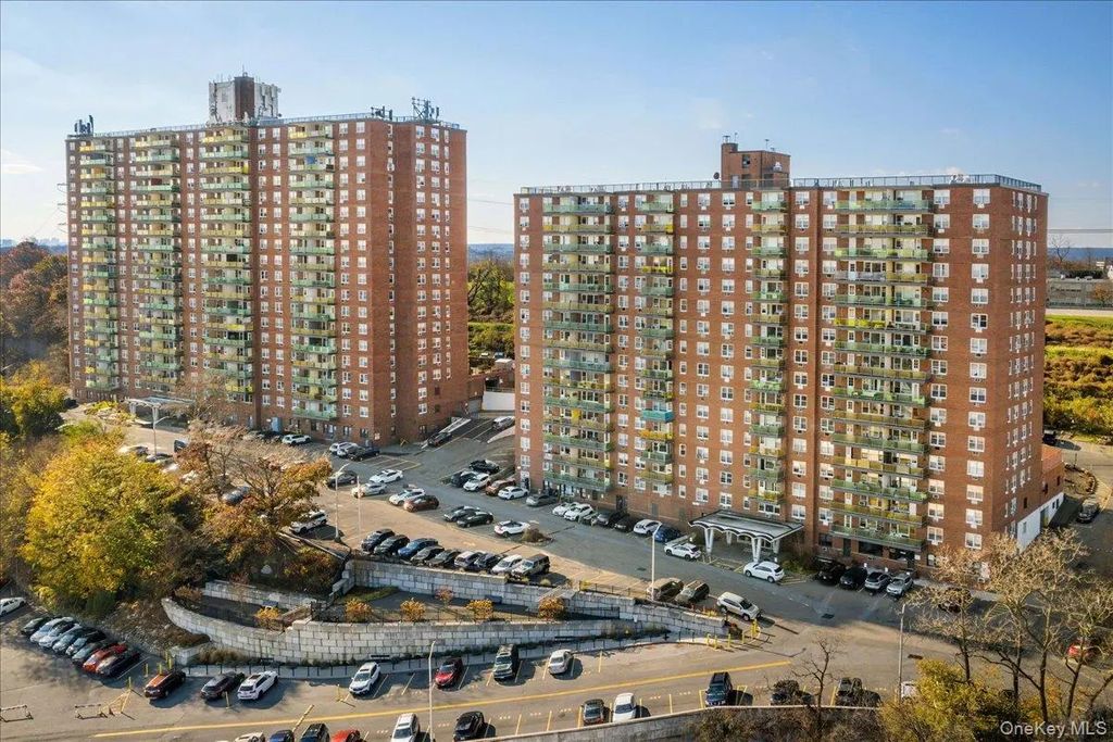 1841 Central Park Avenue # 4k, Yonkers