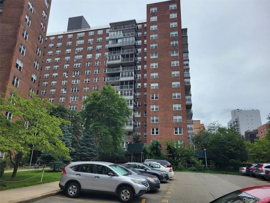 138-10 Franklin Avenue # 5h, Flushing