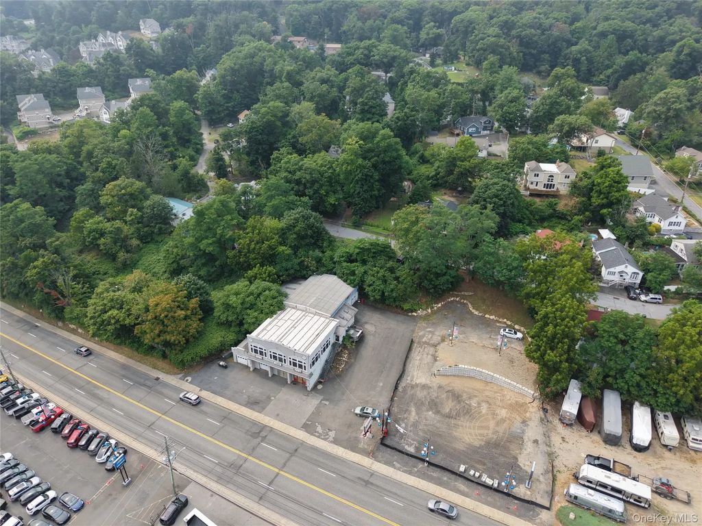 1005 Route 9w, Fort Montgomery