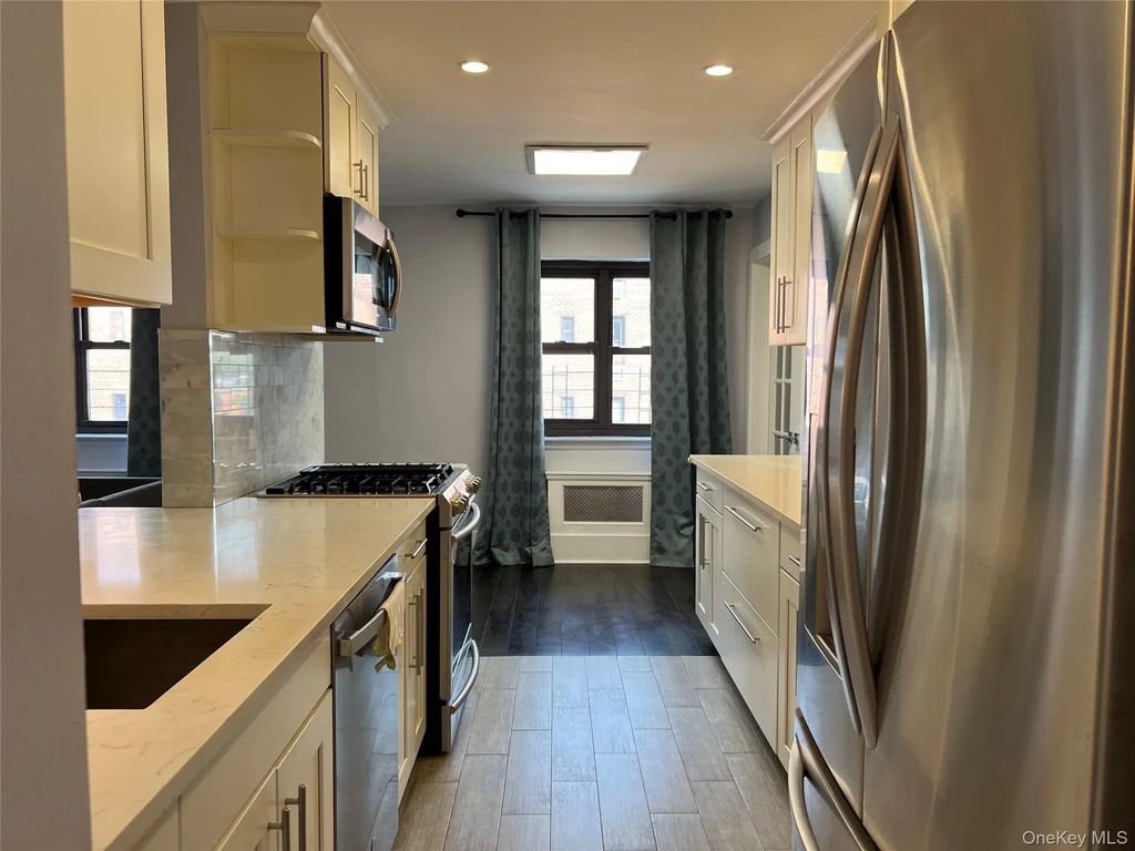 57-10 Junction Boulevard # 5c, Elmhurst
