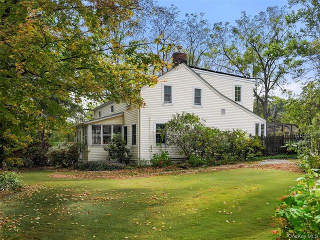 1513 State Route 17a, Warwick