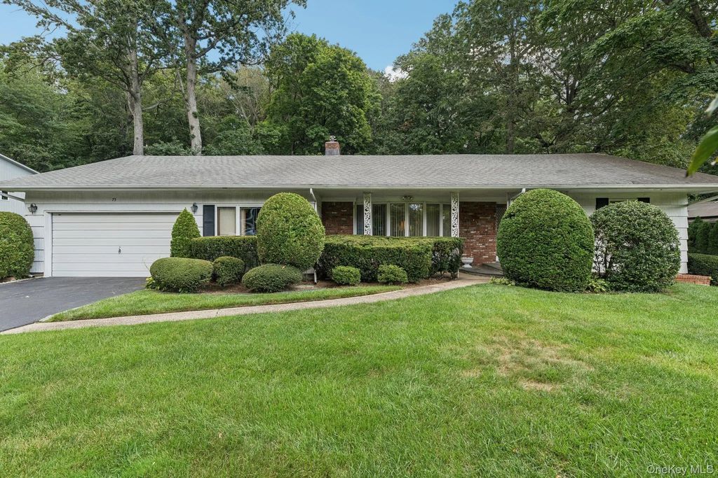 75 Mimosa Drive, Roslyn