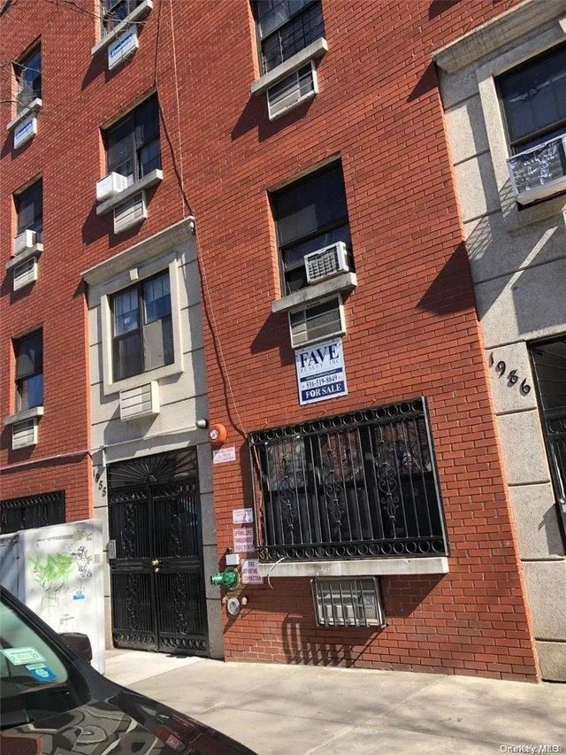 Photo of Listing #904994