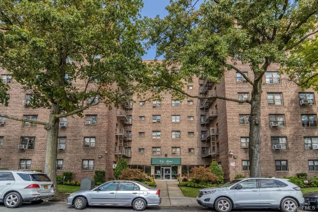 204-15 Foothill Avenue # B77, Hollis