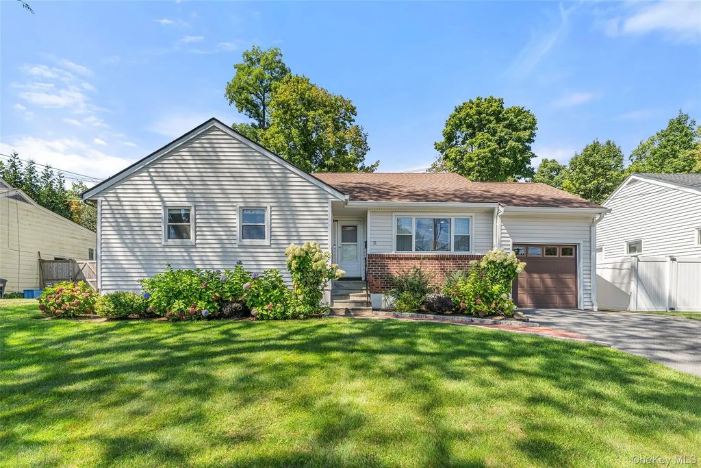 51 Albemarle Road, White Plains