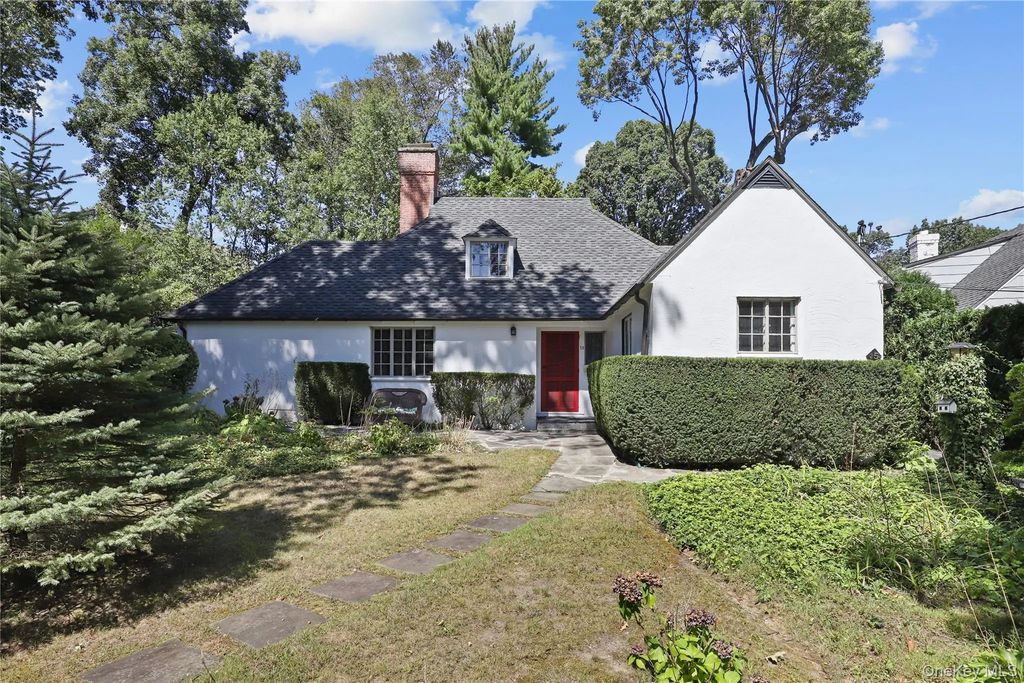 11 Aka 15 Bobolink Road, Yonkers