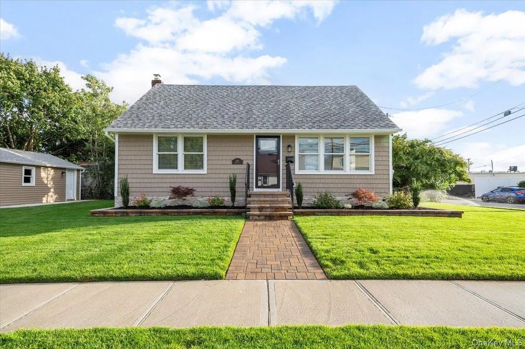 168 Martens Avenue, Valley Stream
