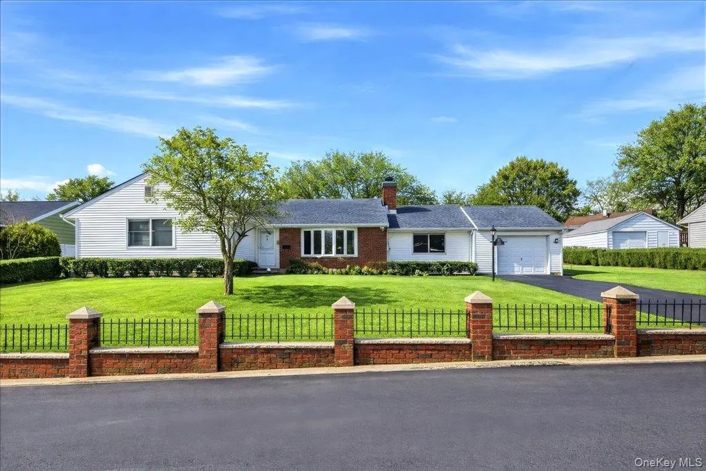 247 Croydon Road, Yonkers