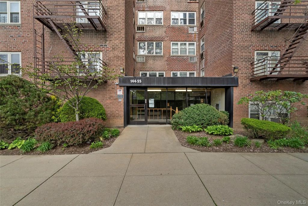 144-55 Melbourne Avenue # 6e, Flushing