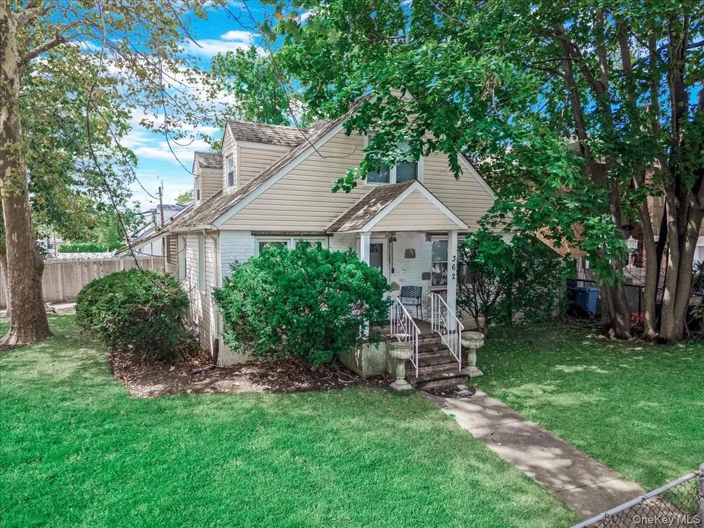 362 Langdon Boulevard, Rockville Centre