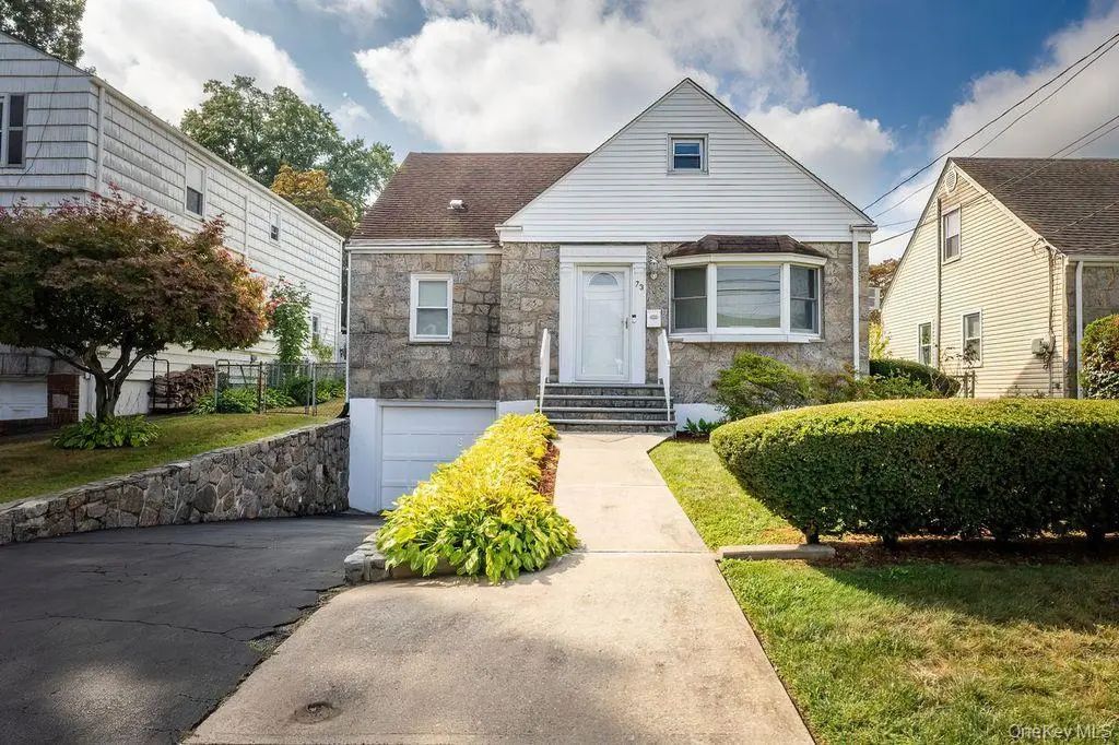 73 Storey Lane, Yonkers