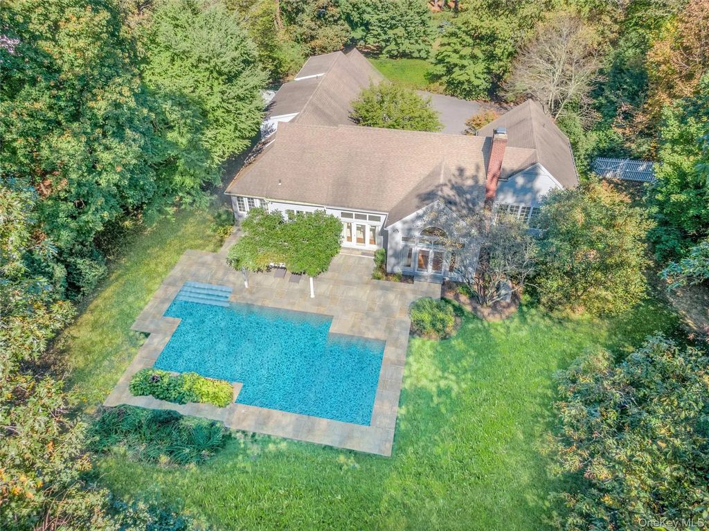 24 North Way, Chappaqua