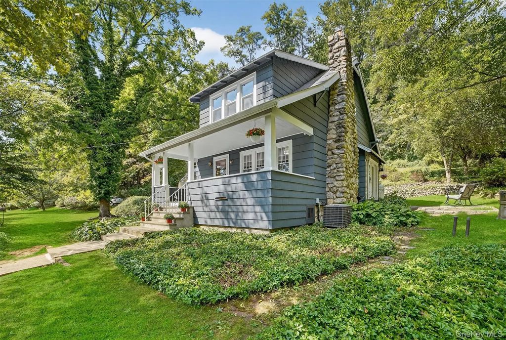 144 Dogwood Road, Cortlandt Manor