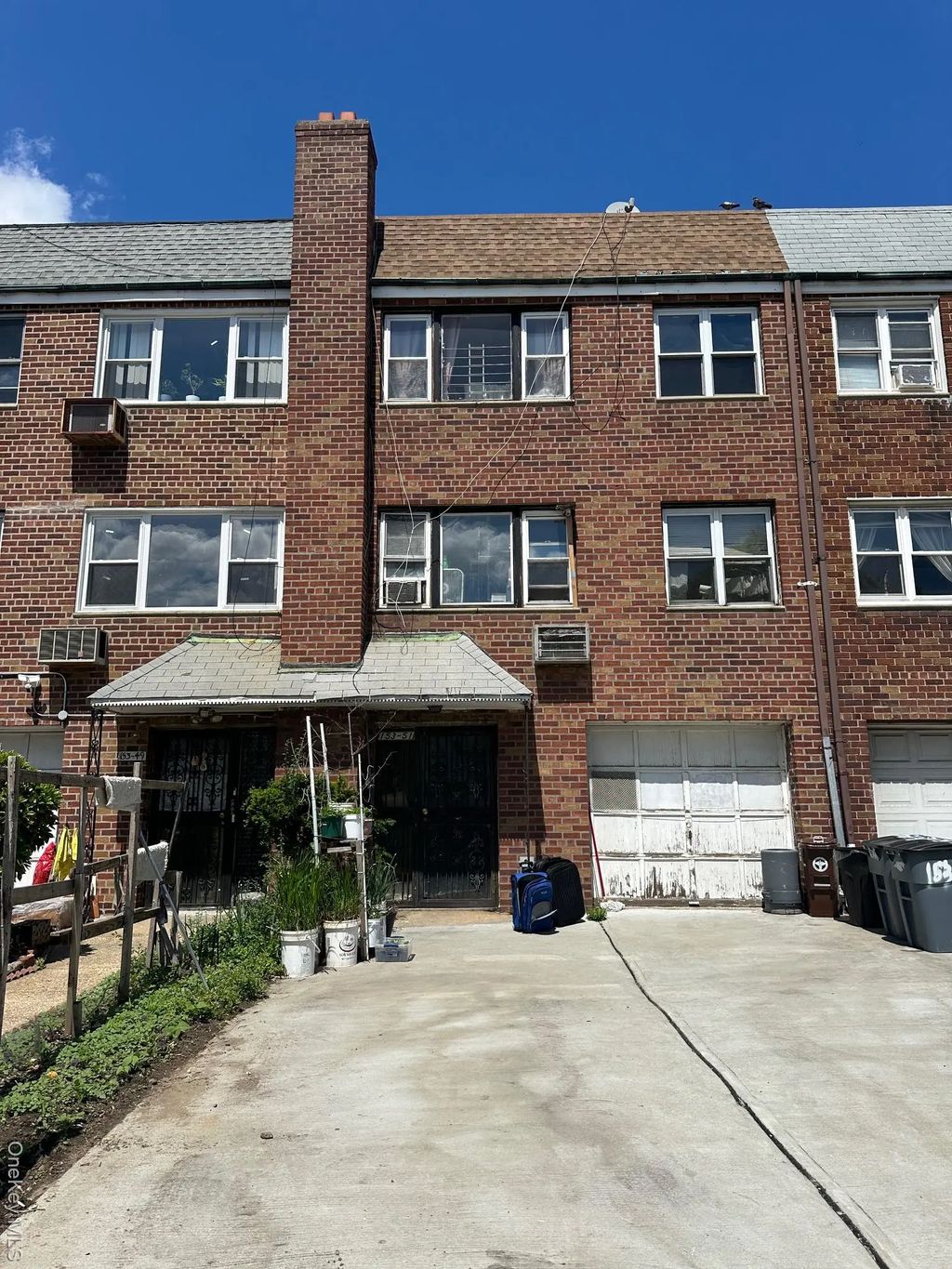 153-51 Horace Harding Expressway, Flushing