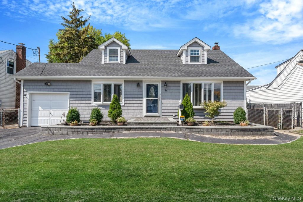 55 Barbara Drive, East Meadow