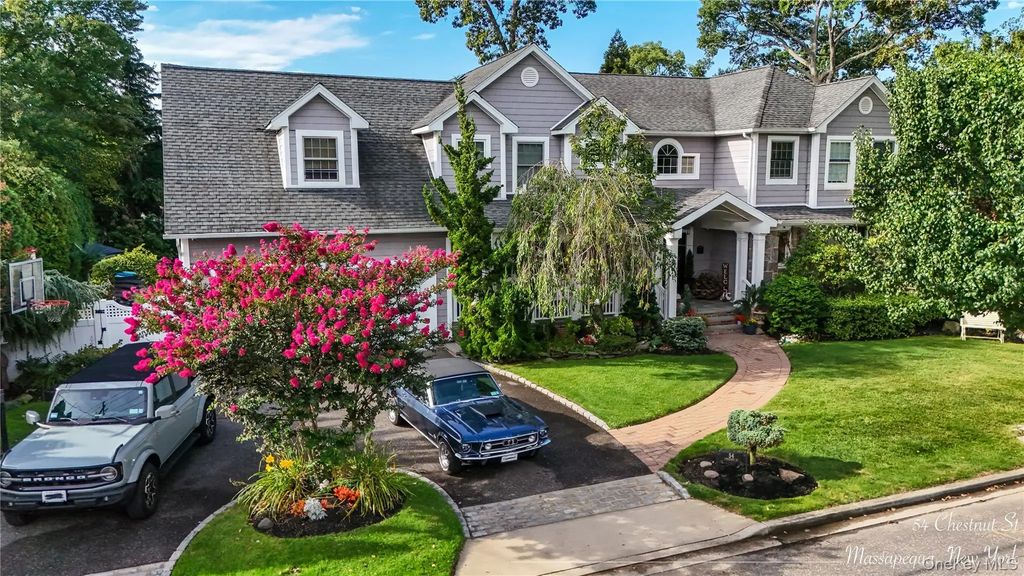54 Chestnut Street, Massapequa