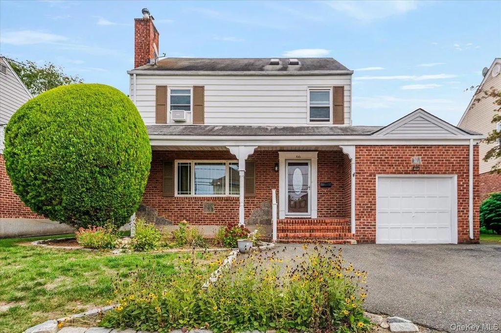 66 Dubois Avenue, Valley Stream
