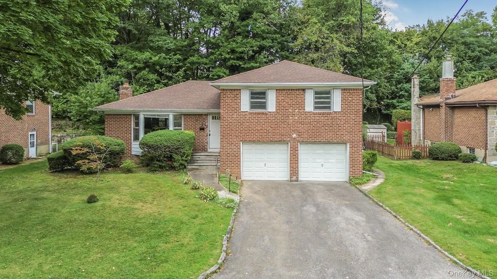 33 Eisenhower Drive, Yonkers
