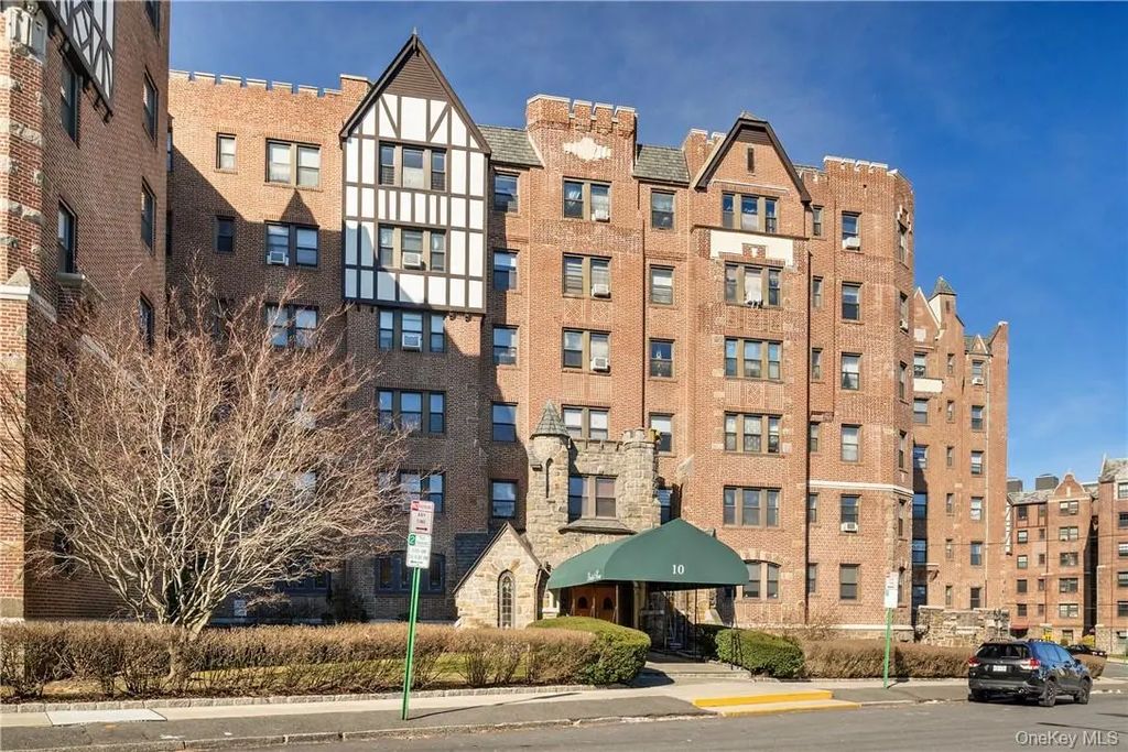 10 Nosband Avenue # 1c, White Plains