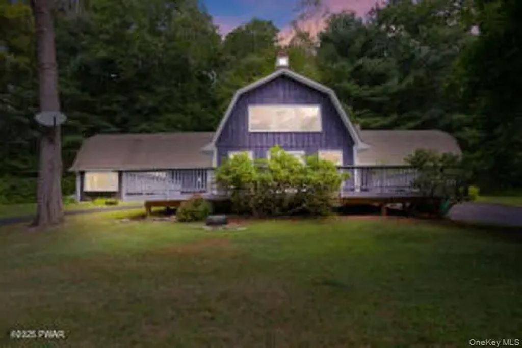 20 Chuck Foster Drive, Other