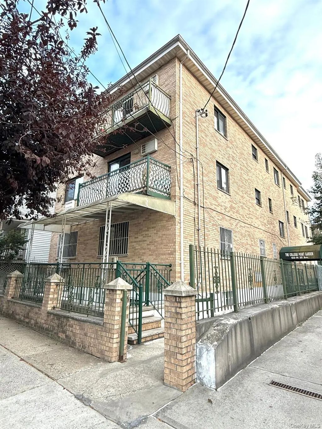 12214 25th Avenue # 3a, College Point