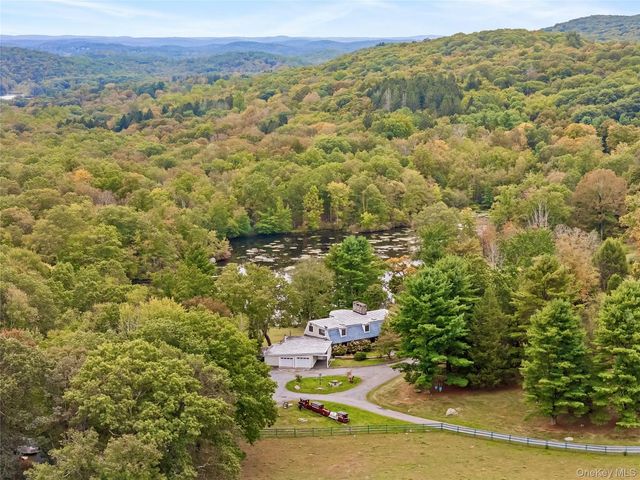 898 Gipsy Trail Road, Carmel
