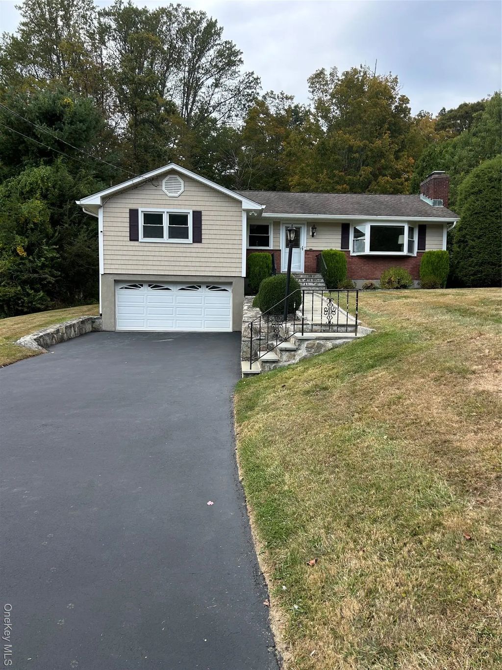 107 Chestnut Ridge Road, Mahopac