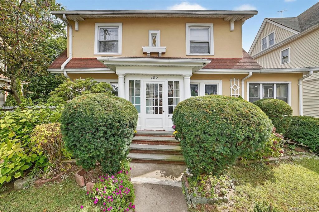 180 Saratoga Avenue, Yonkers