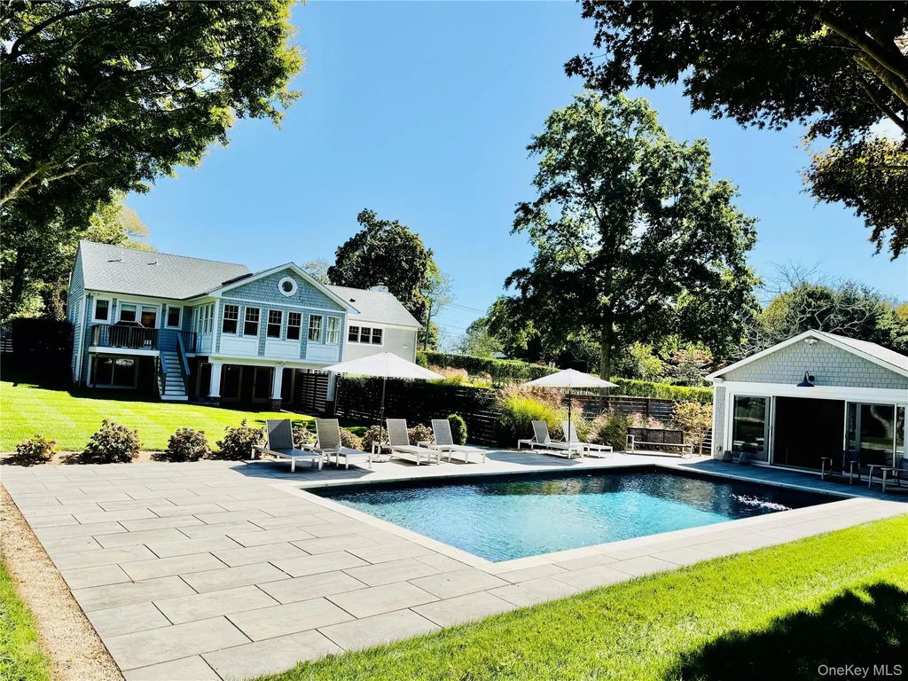 509 North Main Street, Southampton
