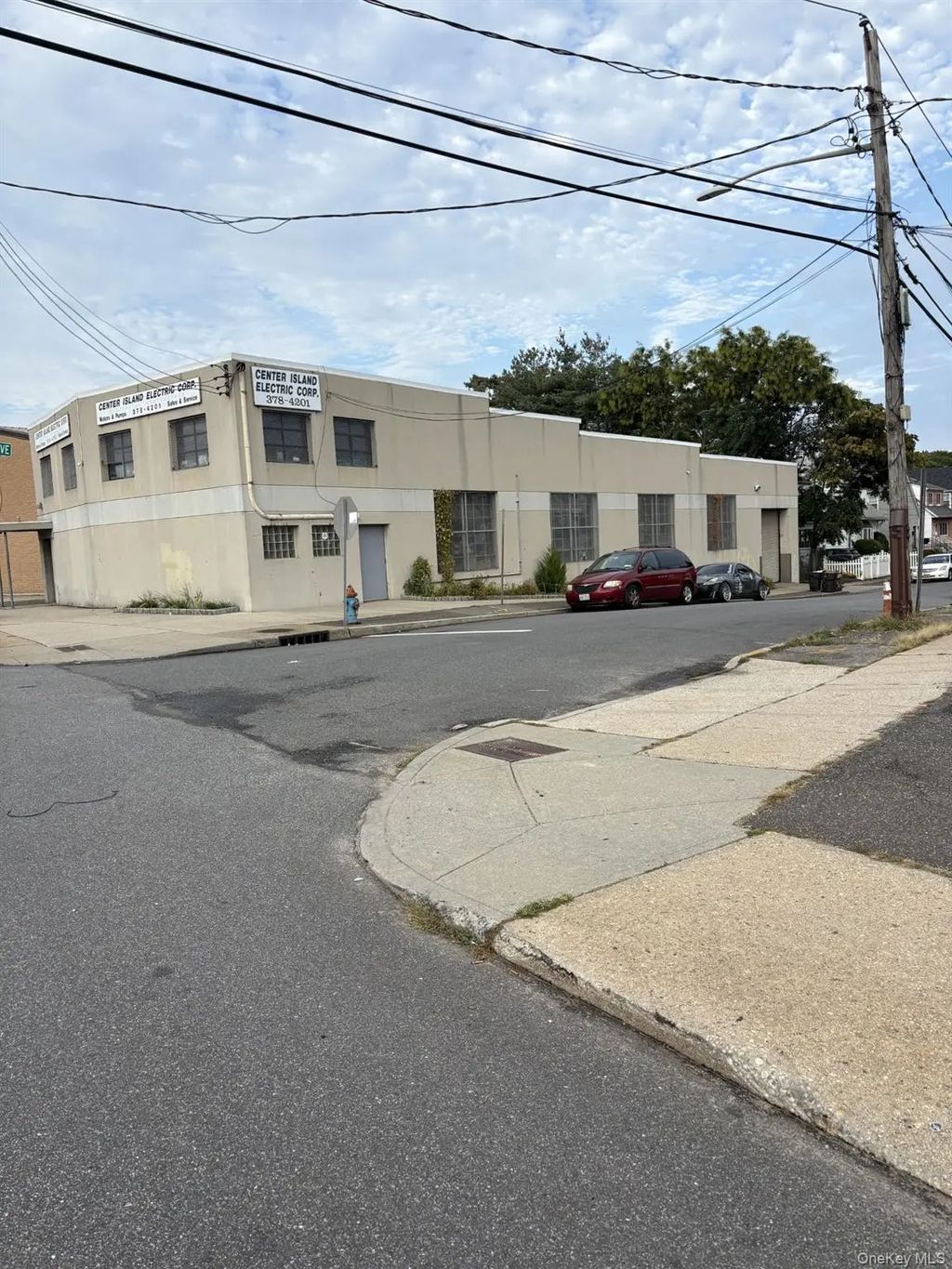 96 Nassau Road, Roosevelt