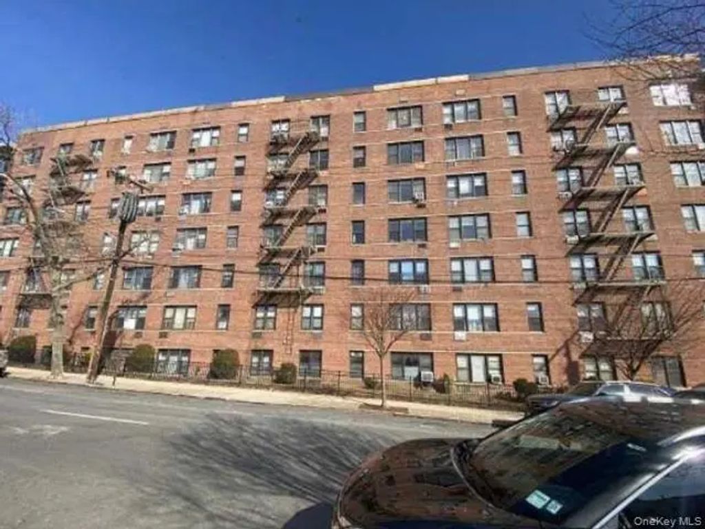 145 Lincoln Avenue # Apt 6j, Staten Island