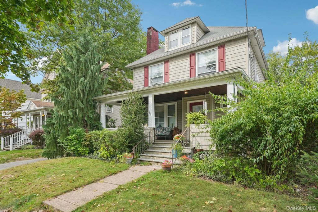 74 E Maple Avenue, Suffern