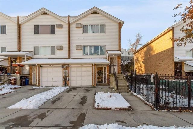 Photo of Listing #918144