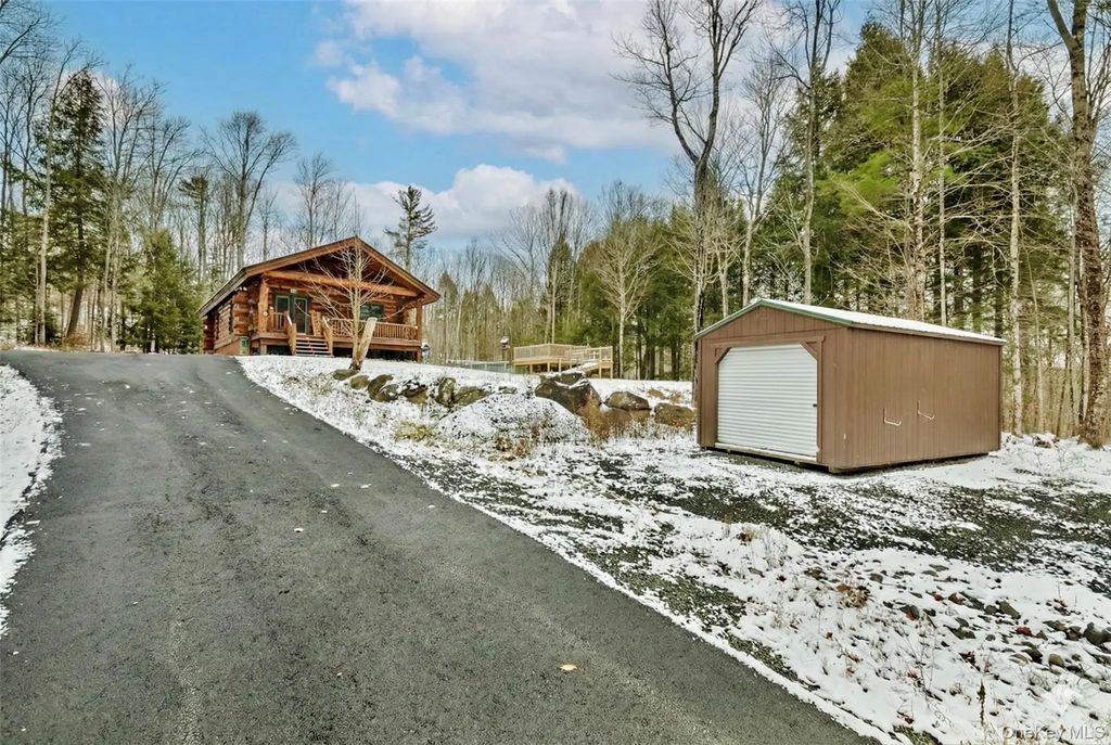 465 Barlow Road, Call Listing Agent