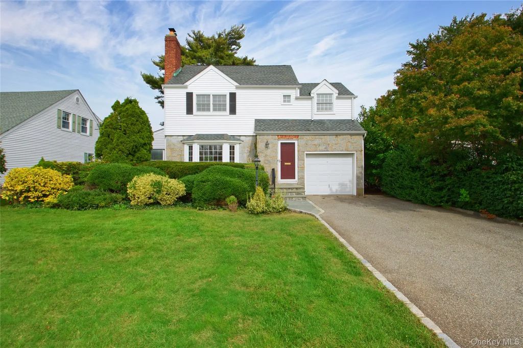 141 Garden Street, Garden City