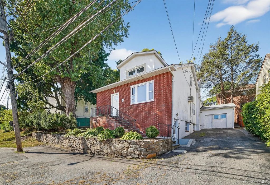 23 Mansion Avenue, Yonkers